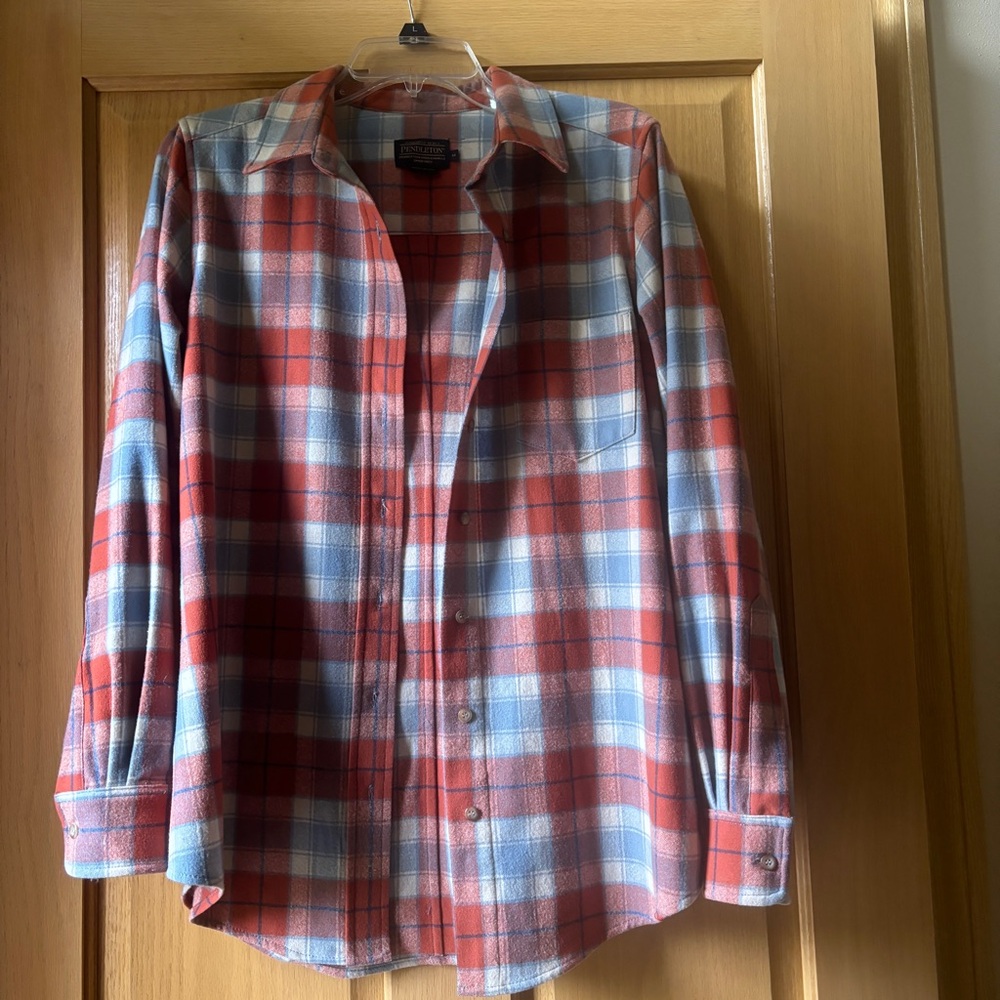 Pendleton Wool Plaid Button Down Woman’s Shirt Med